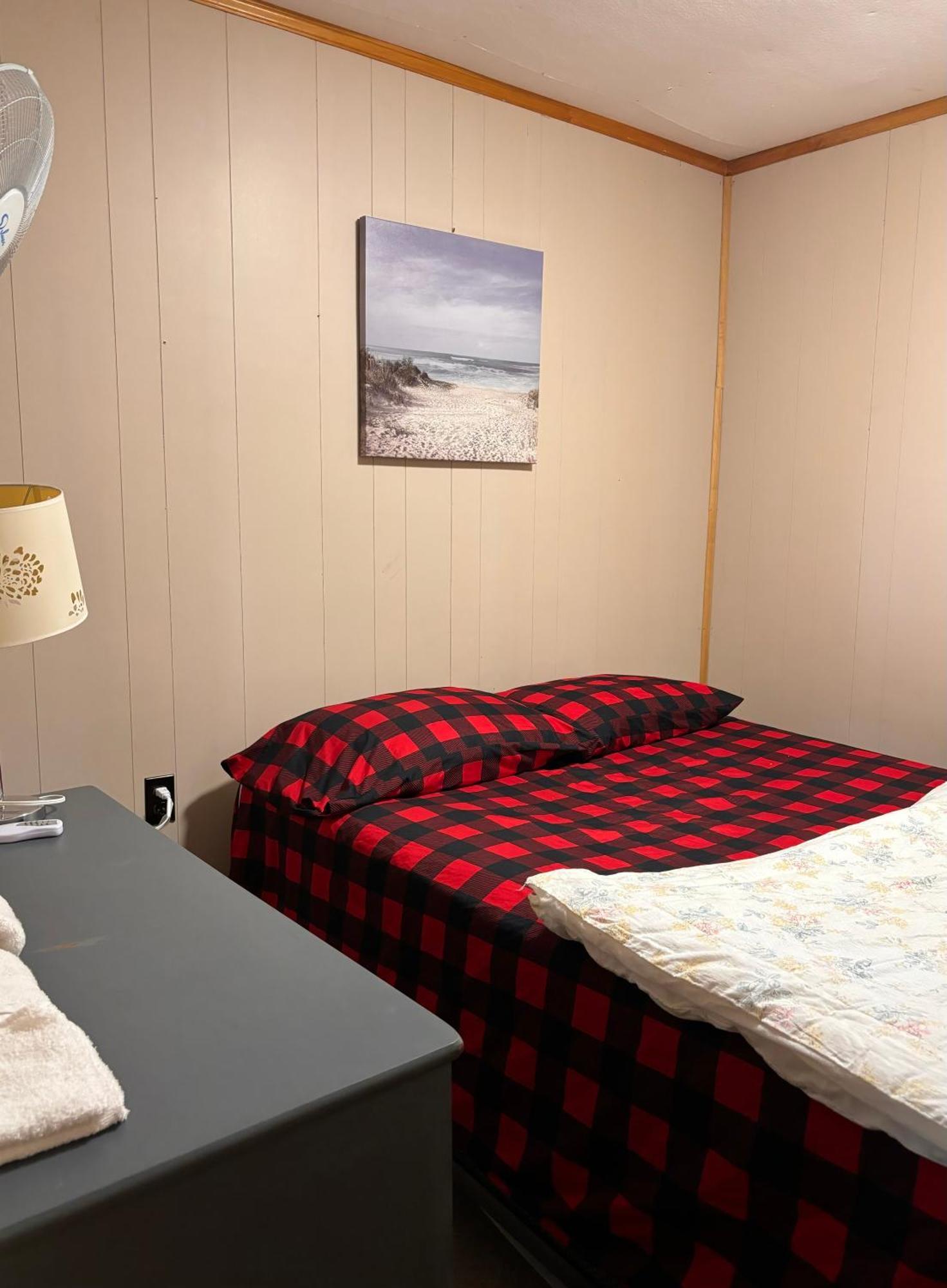 Lakefront Hideaway Resort Кауарта Лейкс Екстериор снимка