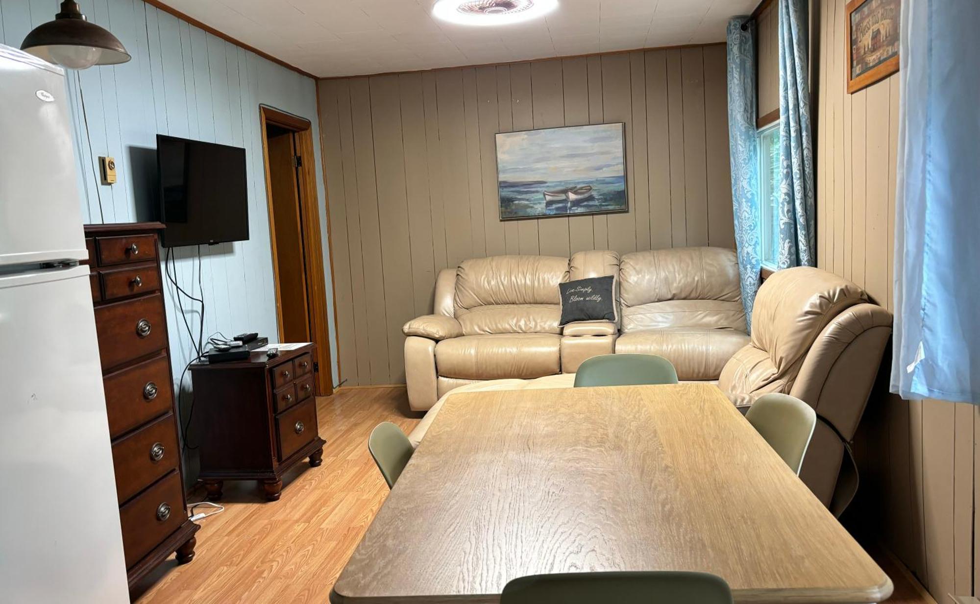 Lakefront Hideaway Resort Кауарта Лейкс Екстериор снимка